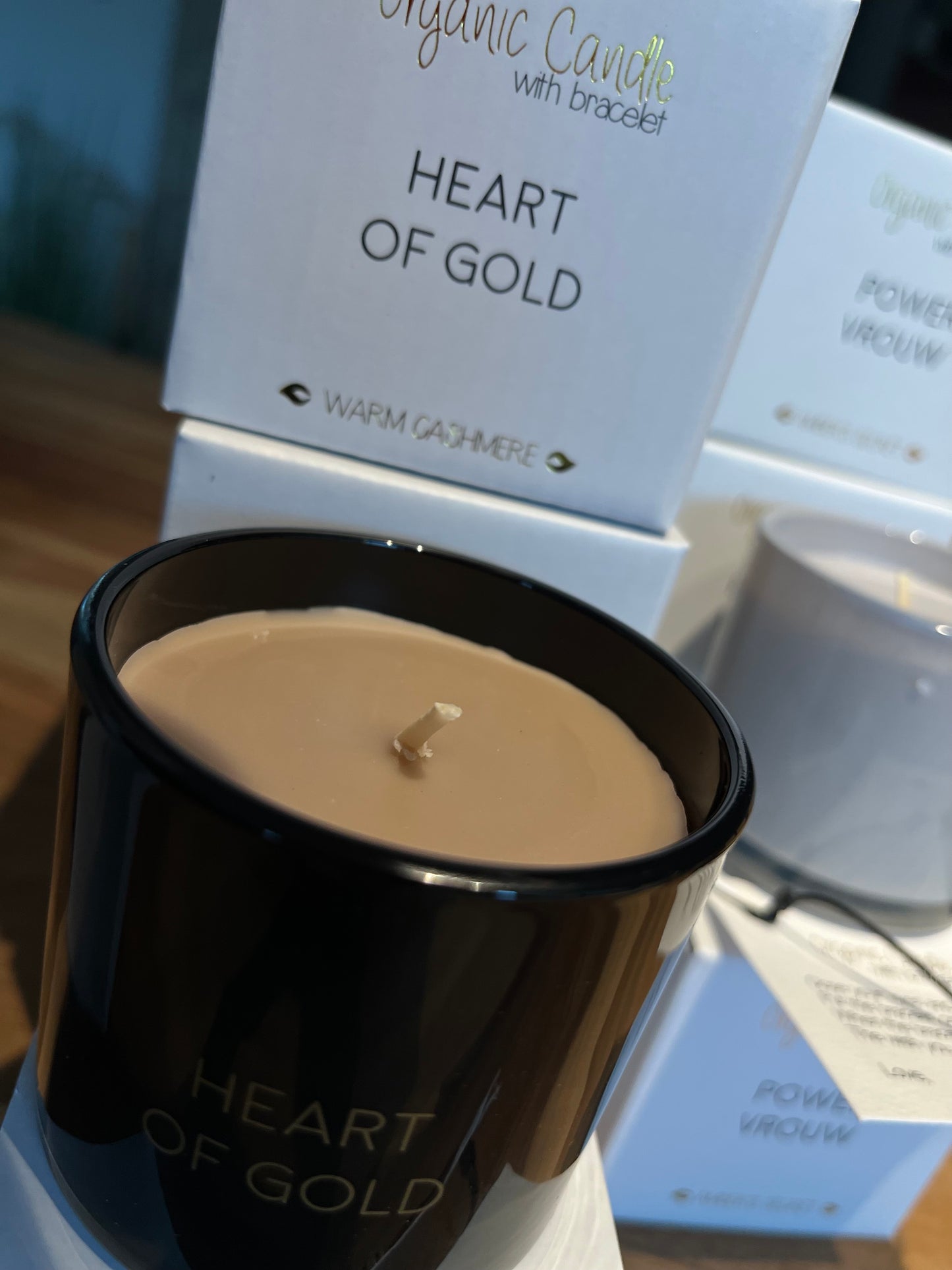Geurkaars met wens-armbandje - HEART OF GOLD - Warm Cashmere