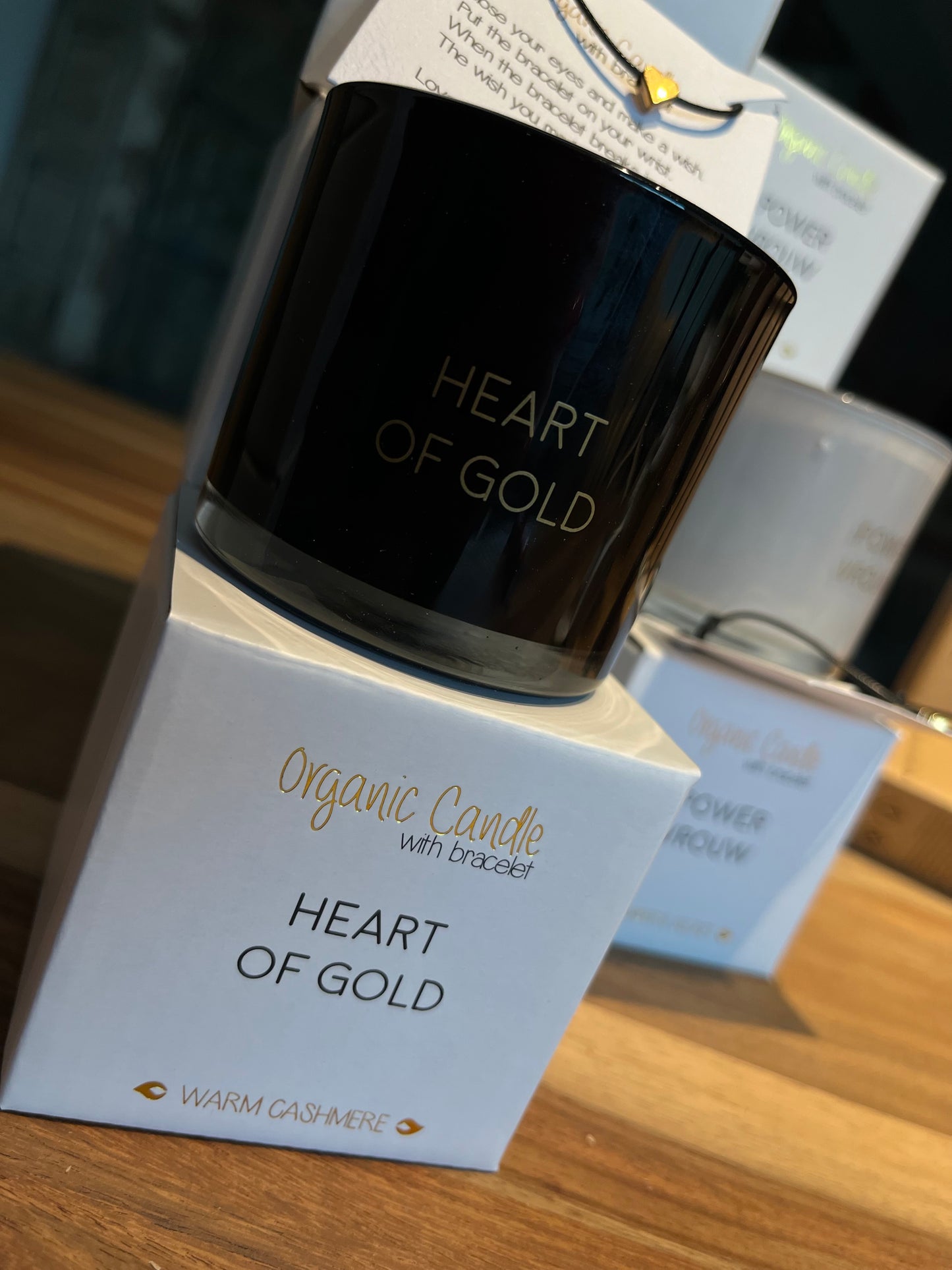 Geurkaars met wens-armbandje - HEART OF GOLD - Warm Cashmere