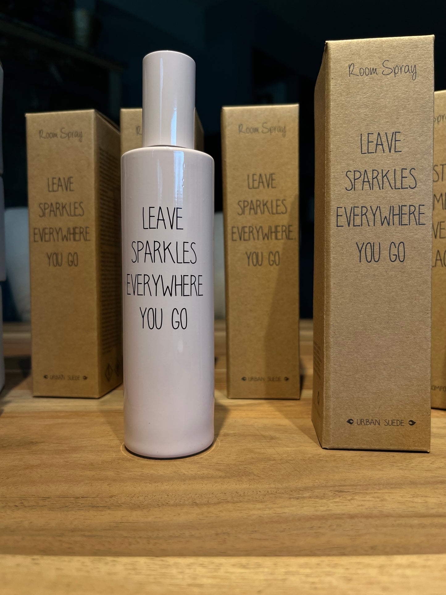 Huisparfum - LEAVE SPARKLES EVERYWHERE YOU GO - Urban Suede