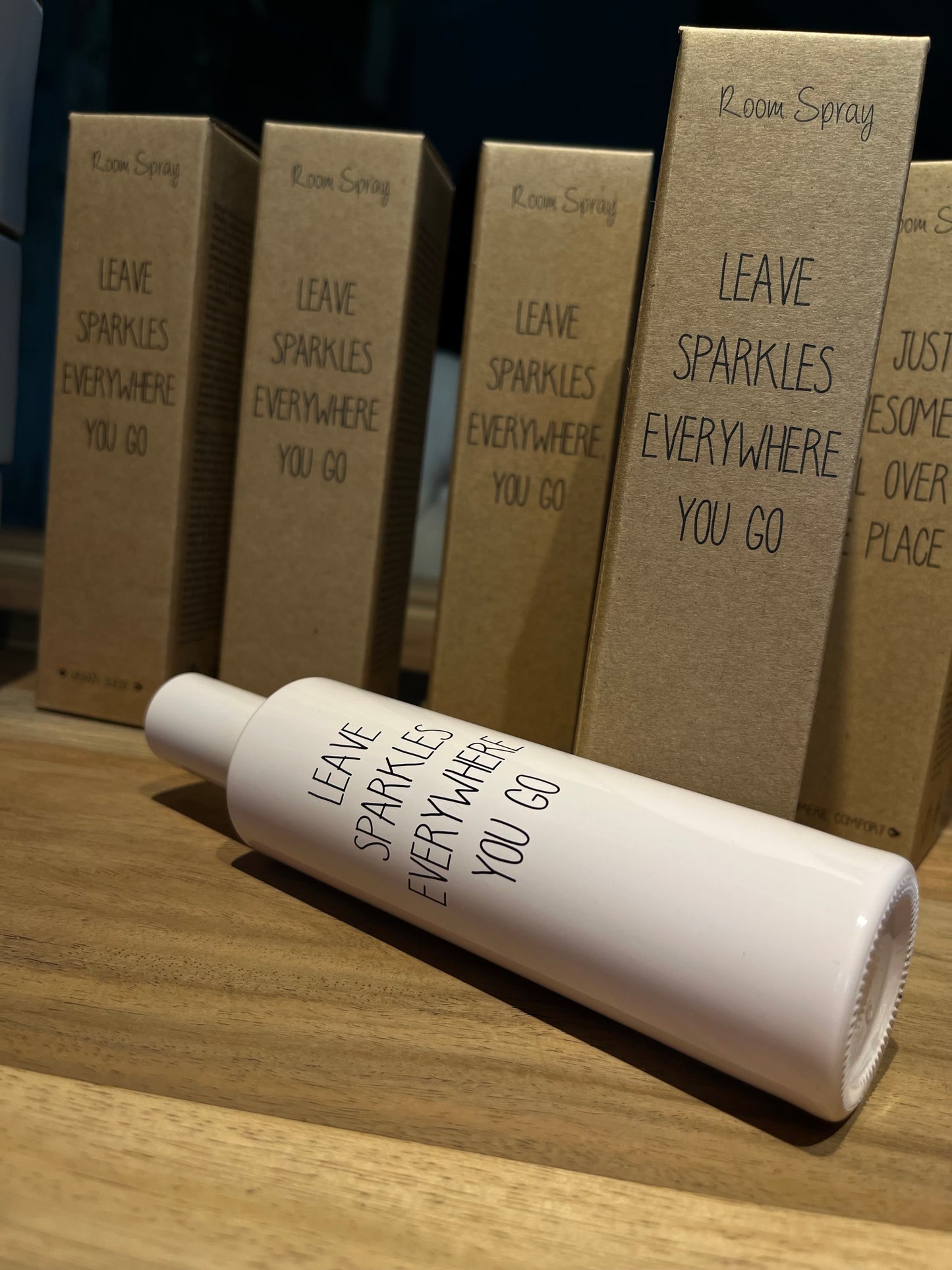 Huisparfum - LEAVE SPARKLES EVERYWHERE YOU GO - Urban Suede