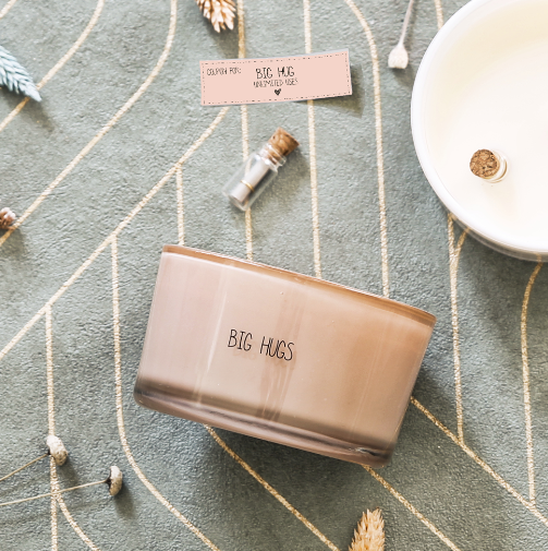 Flessenpost geurkaars - BIG HUGS - Briefje met BIG HUGS - UNLIMITED USES