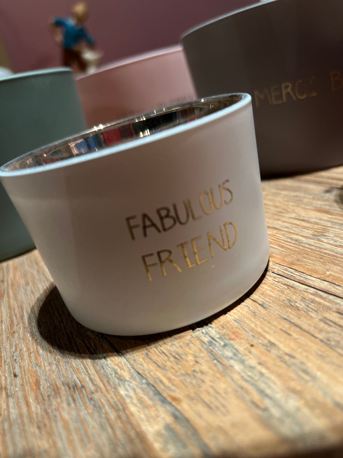 Geurkaars Fabulous Friend - geur Fresh Coton