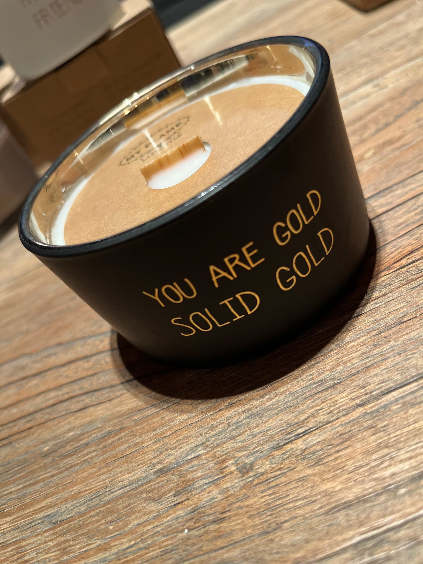 You are Gold, solid Gold - Geurkaars Warm Cashmere