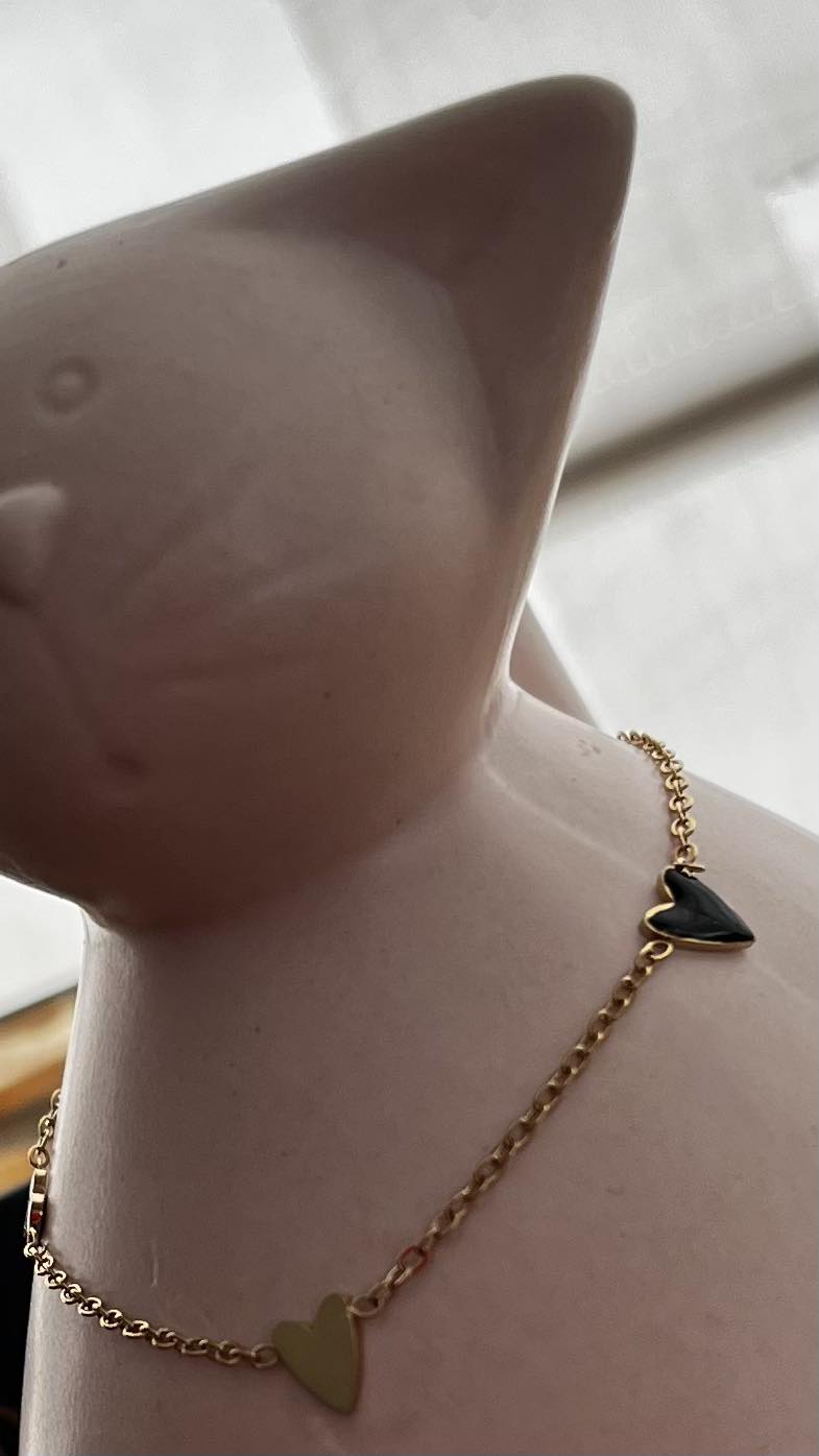 Armbandje met 3 HARTJES - RVS