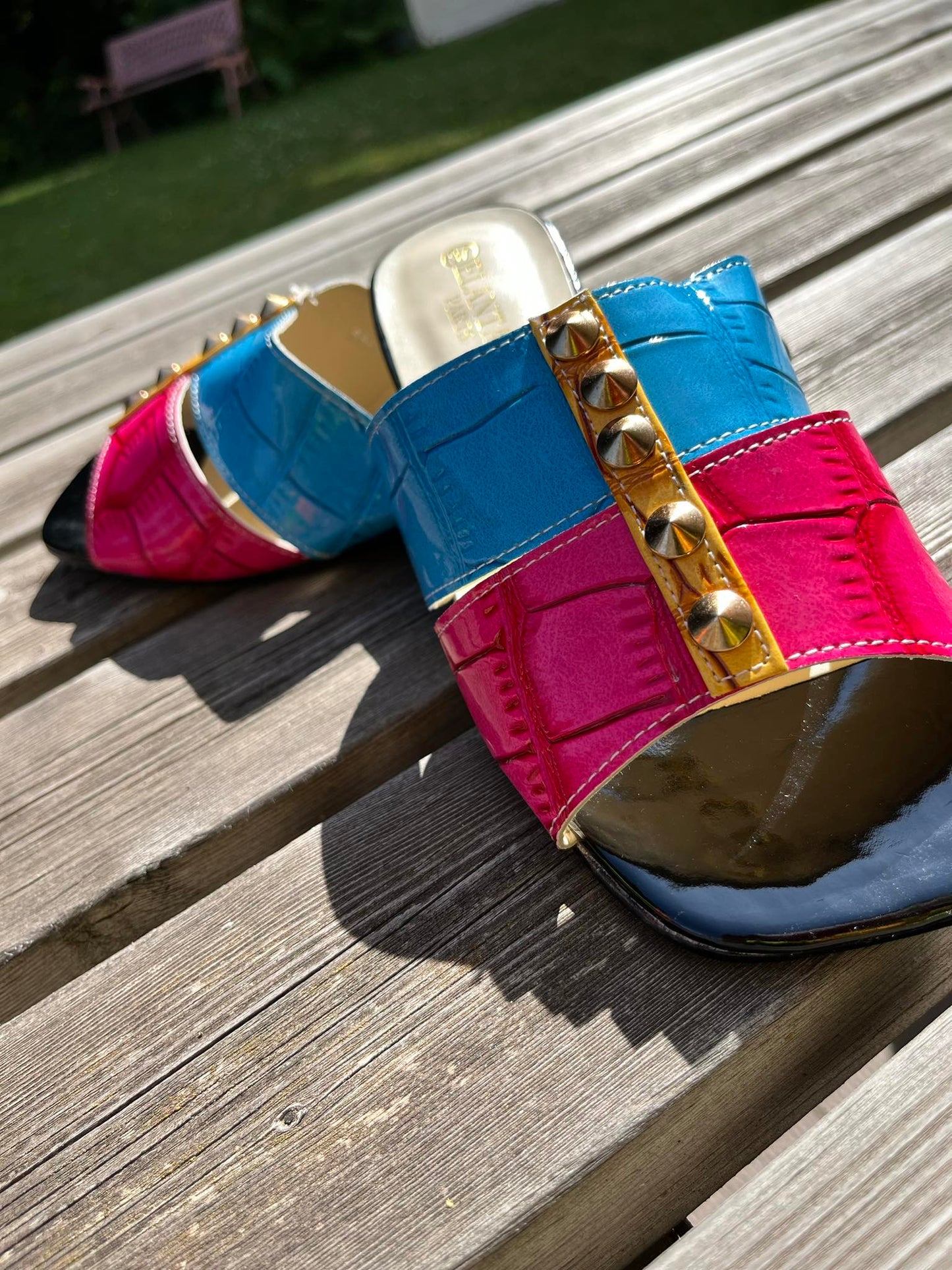 Tri-Colore Lak Trendy instapper met klein hakje