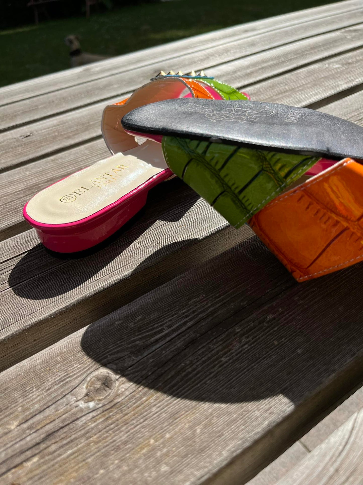 Tri-Colore Lak Trendy instapper met klein hakje