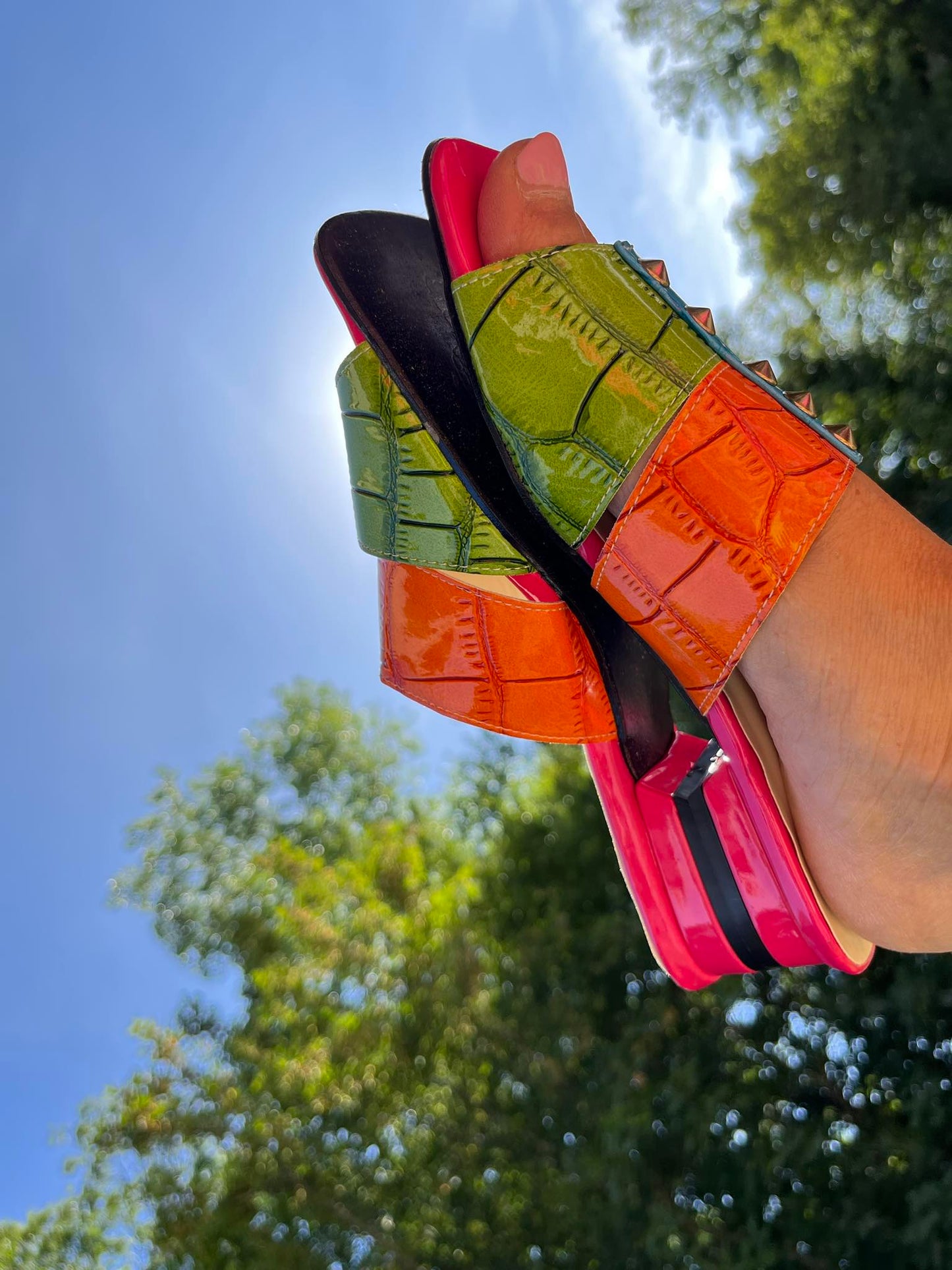 Tri-Colore Lak Trendy instapper met klein hakje