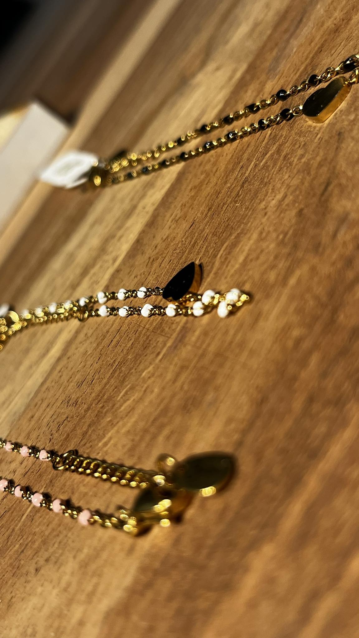 Armbandje met facetjes en kraaltjes - RVS