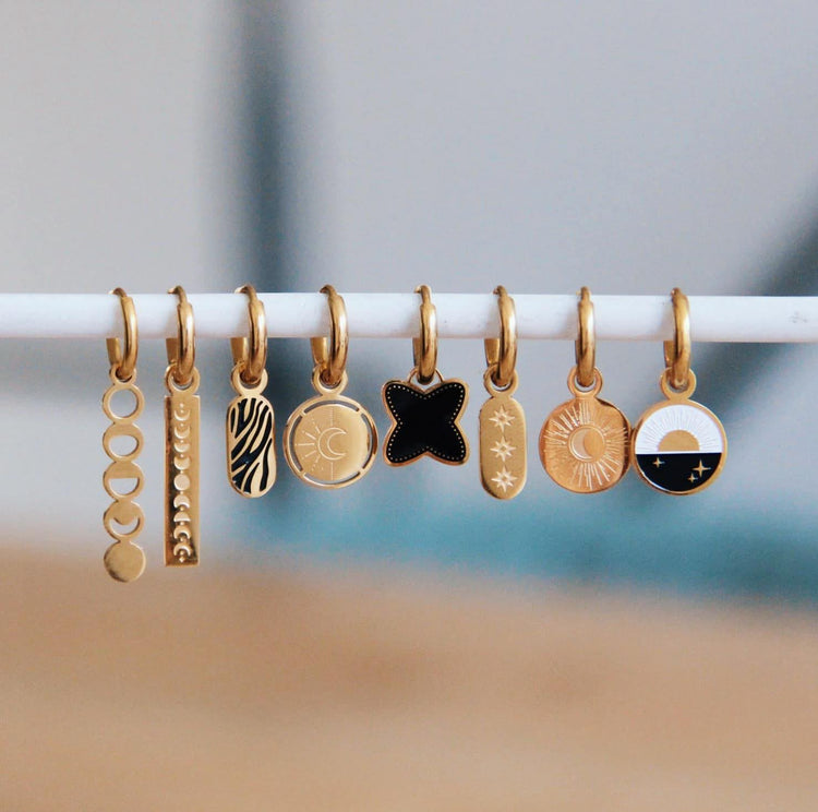 Oorringen Bazou collectie met bedeltjes