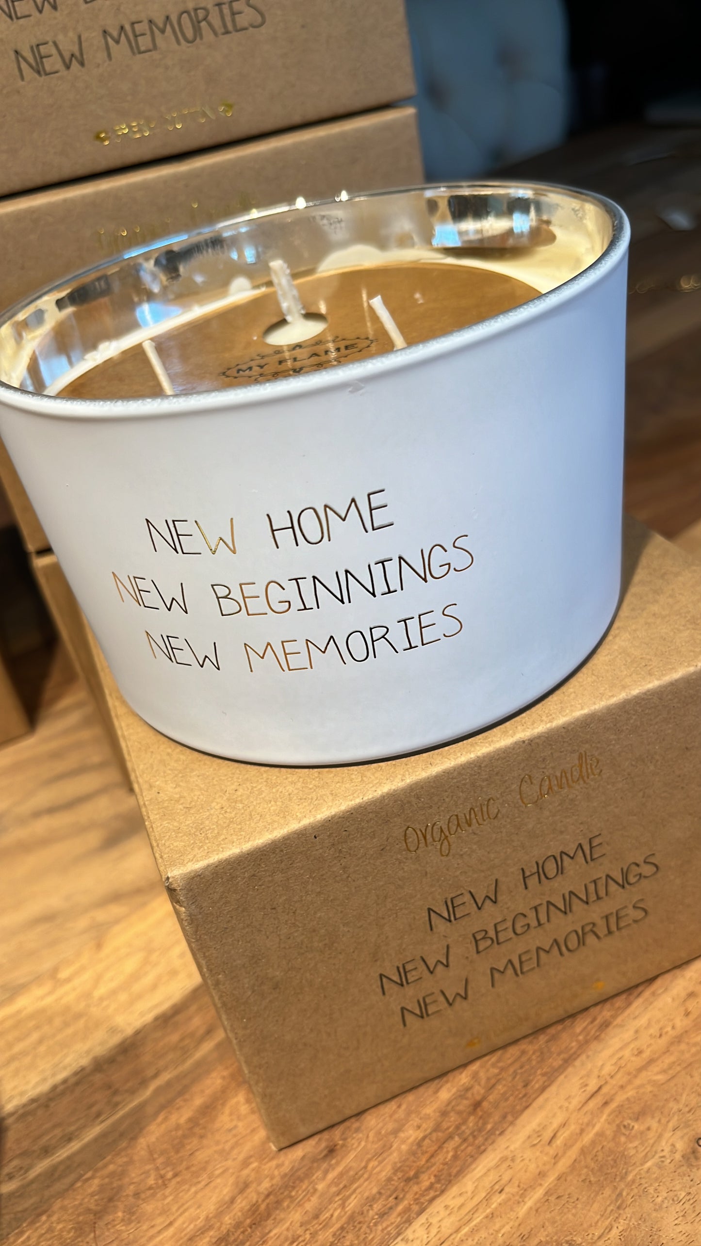 NEW HOME, NEW BEGINNINGS - Luxe geurkaars - 410 gram Fresh Cotton